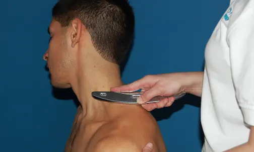 Graston-Technique on neck