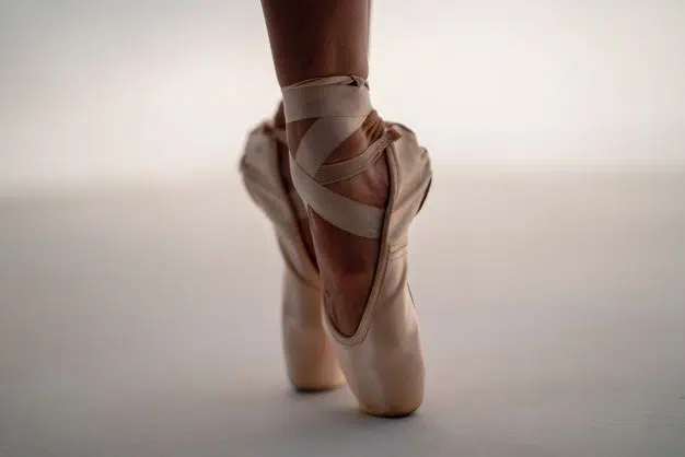 ballerinas have incredible foot strength