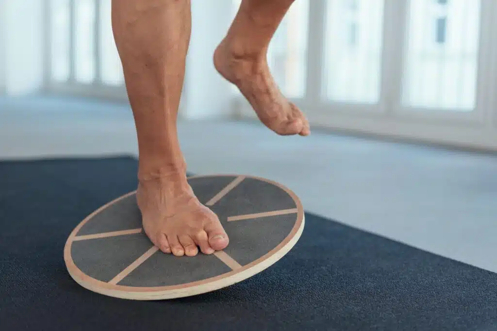 foot tripod can be strengthened with balance training