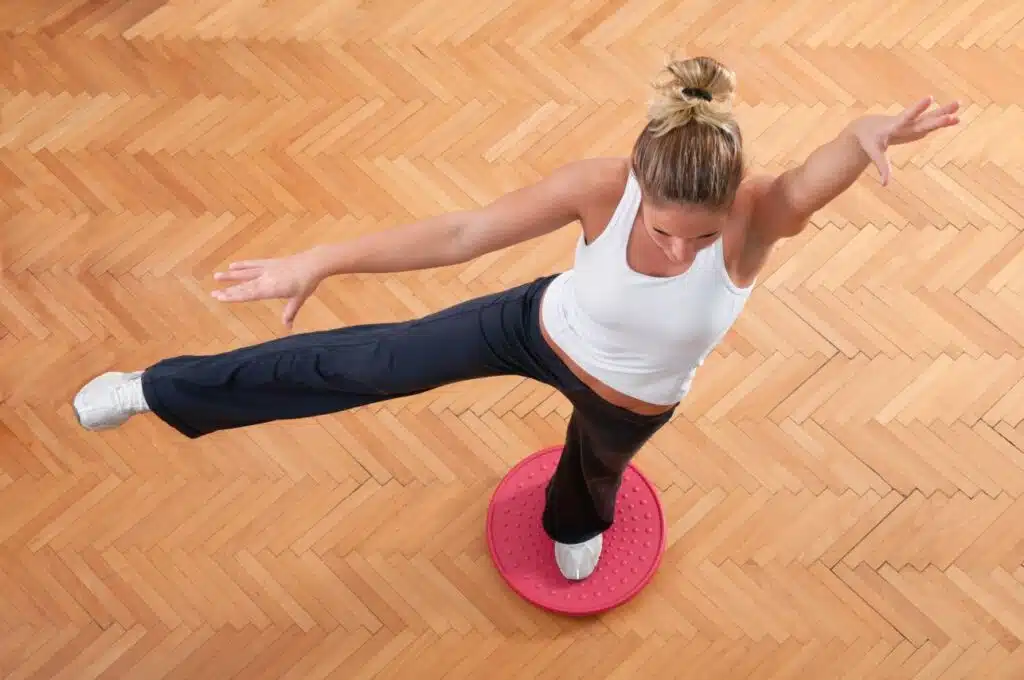 foot tripod can be strengthened with balance training