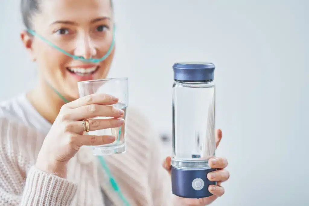 Hydrogen Water can be drunk or molecular hydrogen can be inhaled.